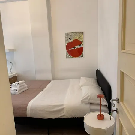 Just Women Solo Donne Non Accetiamo Gli Uomi