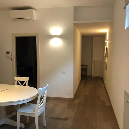 Just Women Solo Donne Non Accetiamo Gli Uomi