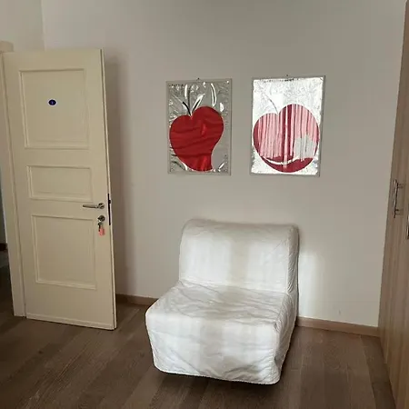 Just Women Solo Donne Non Accetiamo Gli Uomi アパート