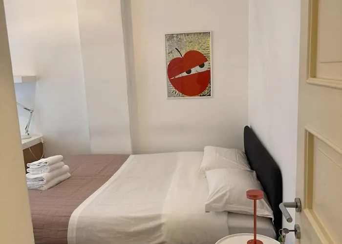 Just Women Solo Donne Non Accetiamo Gli Uomi