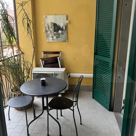 Just Women Solo Donne Non Accetiamo Gli Uomi