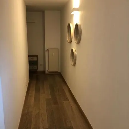 Apartment Just Women Solo Donne Non Accetiamo Gli Uomi *