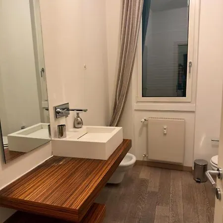 Just Women Solo Donne Non Accetiamo Gli Uomi Apartment